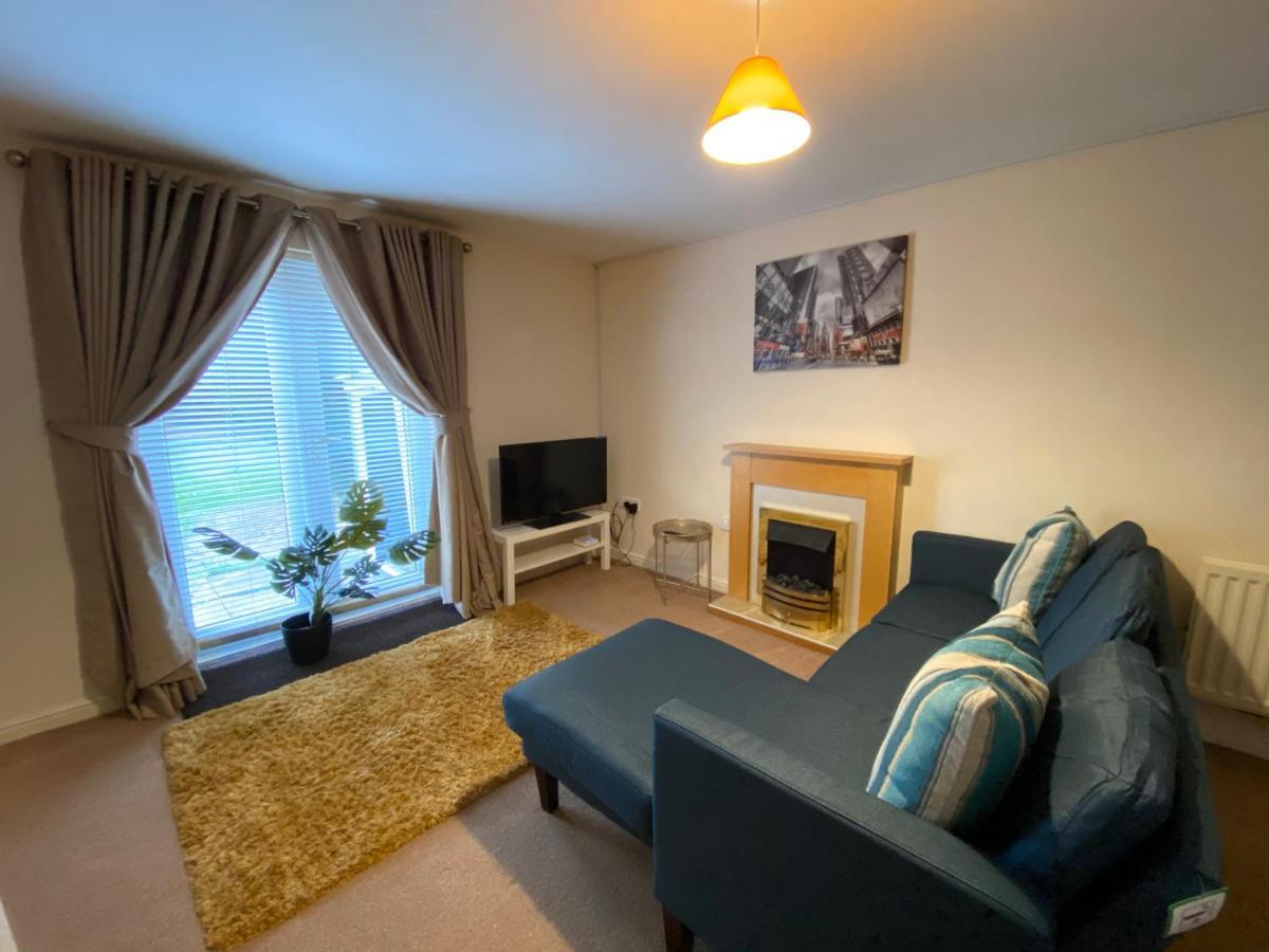 Wellingborough Cosy Hub Villa Great Harrowden Exterior photo